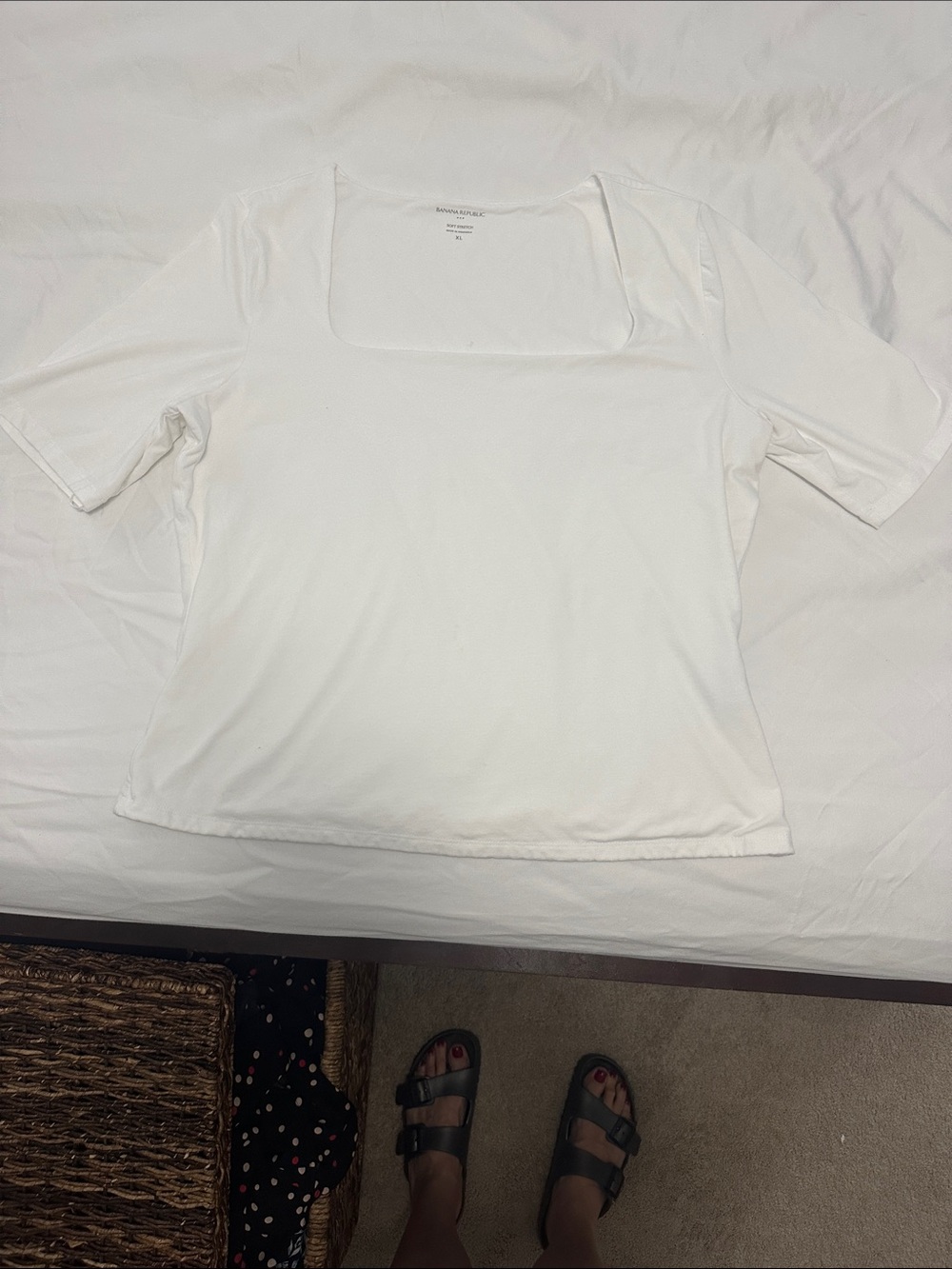 Banana Republic White Square Neck Short Sleeve Tee XL